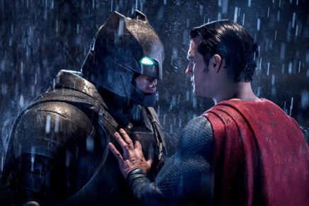 Men in tights get in fights:  Batman v. Superman: Dawn of Justice