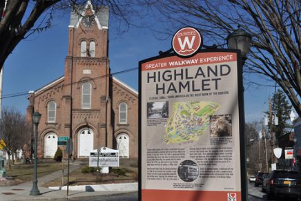 New signs in Highland tap into Walkway’s popularity