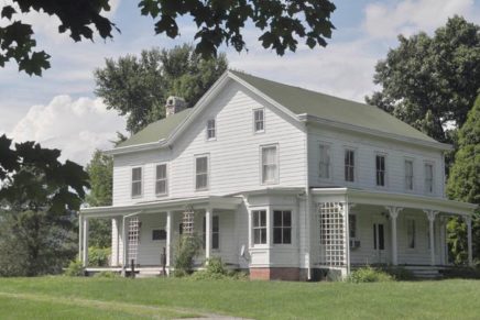 Storied farm on Huguenot St. in New Paltz profiled in new book