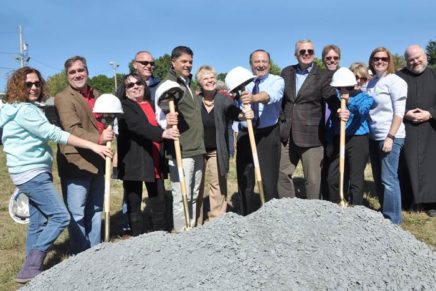 Highland breaks ground on new library