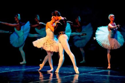 Russian Grand Ballet performs Swan Lake at Bardavon