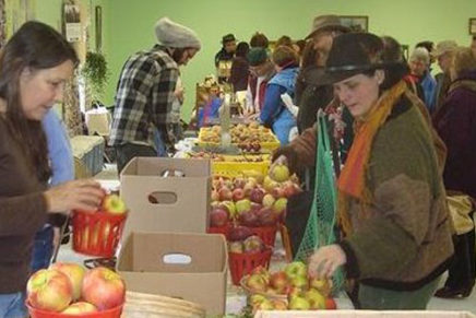 Saugerties Farmers’ Market heads indoors