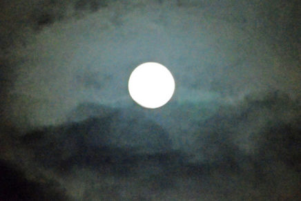 Sunset/moonrise hike at Poughkeepsie’s Peach Hill Park