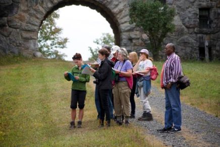 Mohonk Foothills Phenology Project seeks volunteers to collect nature data