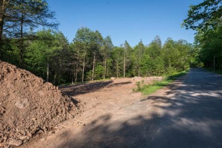 Neighbors upset over new Overlook Mt. trail parking