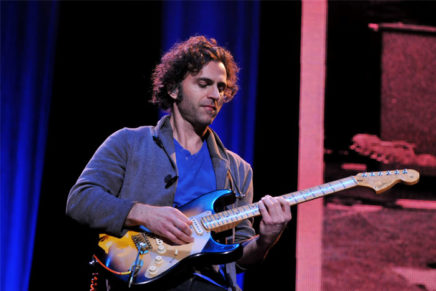 Dweezil Zappa parses Mothers’ Freak Out! at Bardavon