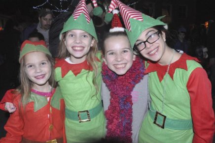 Light Up the Hamlet returns to town of Lloyd