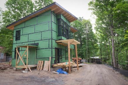 Woodstock Way project has neighbors fuming