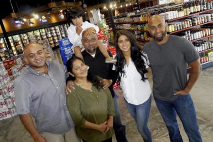 Shamrock Beer & Tobacco holds grand opening in Highland
