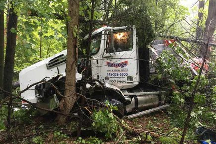 Flatbed truck crashes off Rt. 212 in Saugerties
