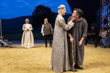 Hudson Valley Shakespeare Festival takes on difficult Richard II