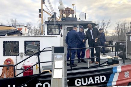 Locals collect funds for unpaid Coast Guard personnel