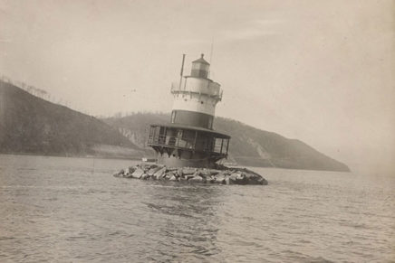 “Lost Lighthouses of the Hudson” lecture at Maritime Museum