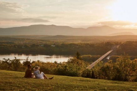 Hudson River Skywalk’s Grand Opening comes with gifts