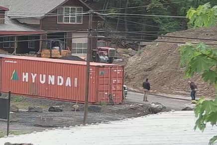 Saugerties C&D dumps raided by DEC; operator gives critics an eyeful