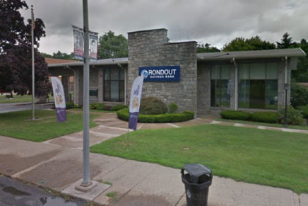 Kingston police nab bank robbery suspect in bank parking lot