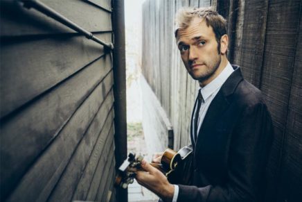 Chris Thile plays Bethel Woods