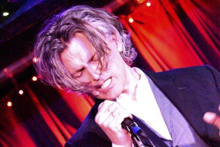 Rosendale Theatre hosts Robert Burke Warren’s Bowie tribute Acoustic Stardust